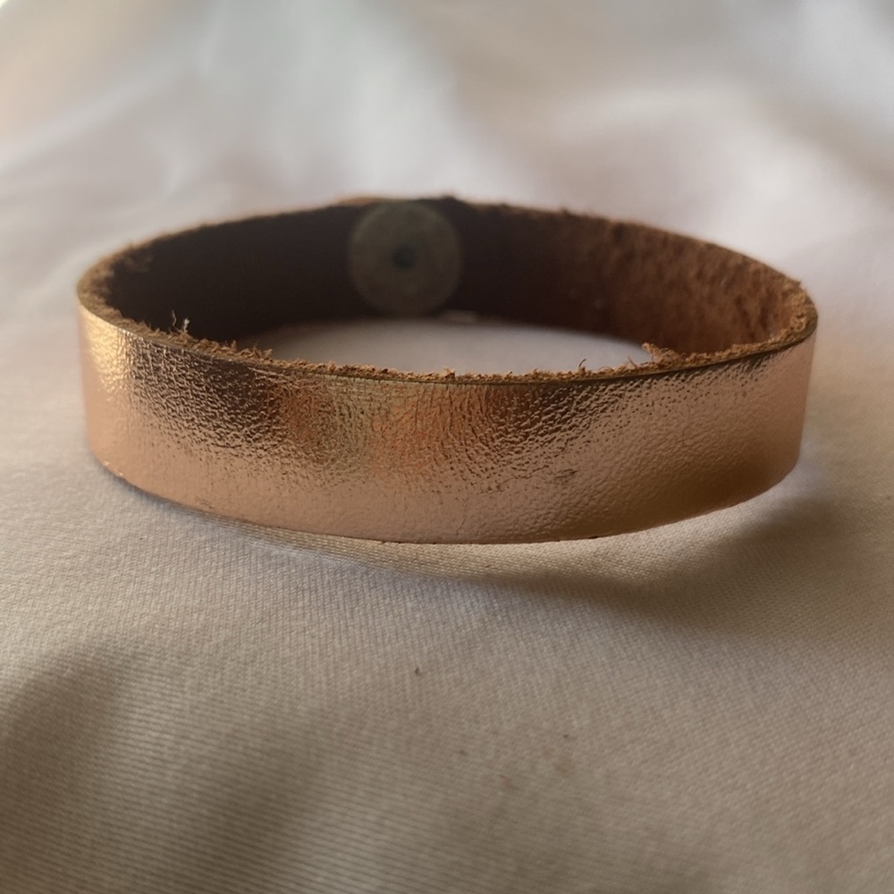 Leather Bracelet Golden Pink